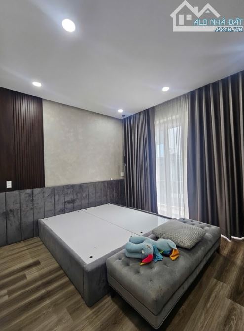 Khu VIP Bàu Cát - ngang 4,1x13m - xe hơi ngủ nhà - Tặng Full Nội thất - 2