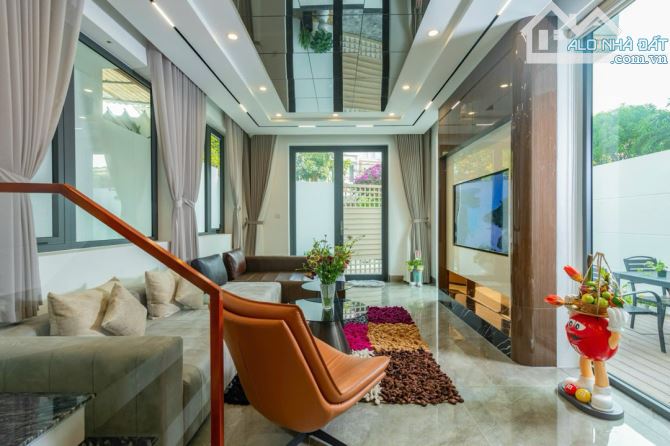 💥SIÊU PHẨM VILLA 2 MẶT TIỀN NGUYỄN SƠN , QUẬN HẢI CHÂU - CÁCH SÔNG HÀN CHỈ 200M - 2