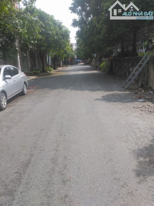 Tiến Bào - Từ Sơn - 100m - 2 mặt tiền - 2