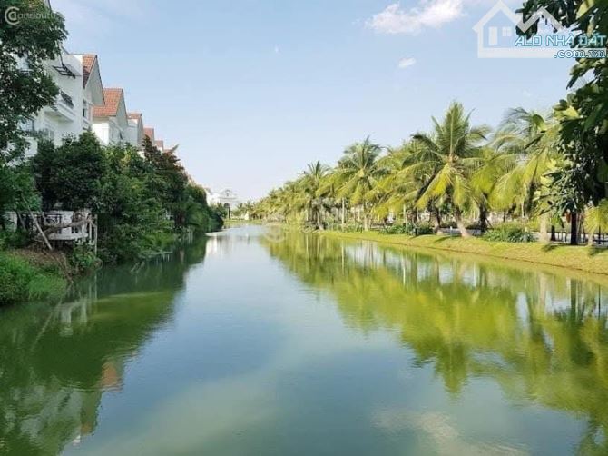 BÁN NHÀ GIANG BIÊN NHỈNH 4.X TỶ, DIỆN TÍCH 42M2, MT4.5M, 4.5 TẦNG, GIÁ 3.X TỶ - 2