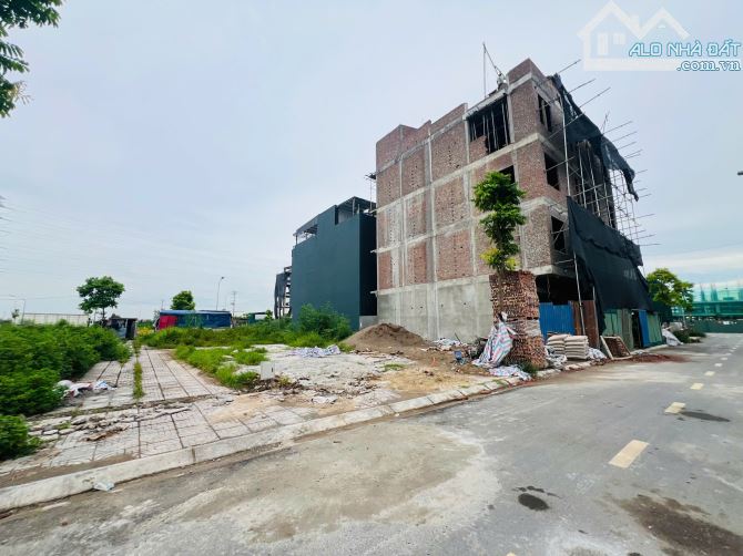 Bán đất phố Yên Lộ, Yên Nghĩa 100m2 MT6m ô tô tránh vỉa hè gần công viên Âm Nhạc giá 13 tỷ - 2