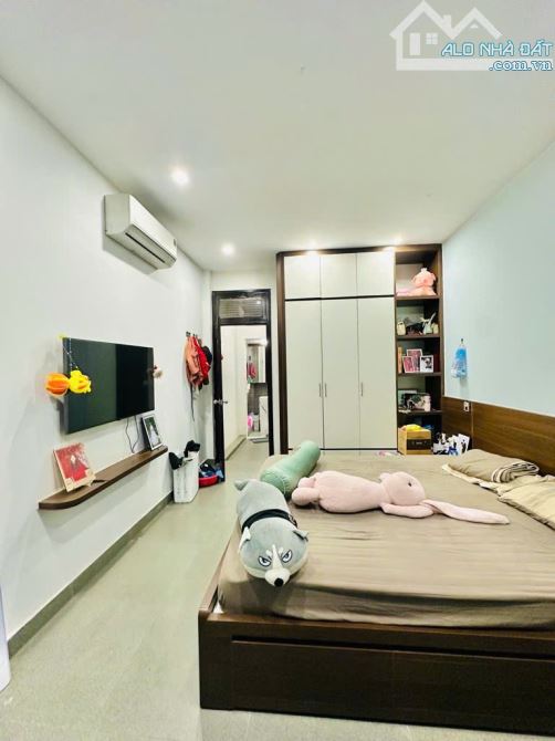 Nhà đẹp Trương Định_28m x 5 Tầng_Thửa vuông đẹp _10m ra ô Tô Tránh_Ngõ Thoáng - 2