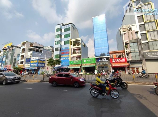 Bán nhà mặt tiền Nguyễn Văn Cừ, Phường 1, Quận 5 DT 4.5x44m CN 185m2 3 tầng giá 45 tỷ - 2