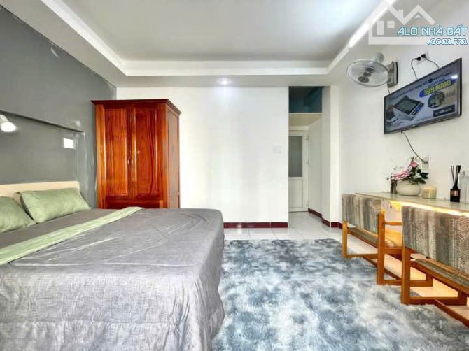 Tòa Nhà CHDV Lê Văn Sỹ, Khu Công Viên Thoáng Mát. DT 4,5*26m.6 Tầng-Thang Máy. Giá 23,9 Tỷ - 2