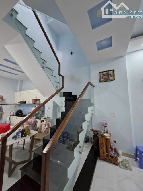 BÁN NHÀ 3 TẦNG ĐƯỜNG SỐ 22 82M2 NGANG 6M HẺM Ô TÔ ĐỖ CỬA CHỈ NHỈNH 7 TỶ - 2