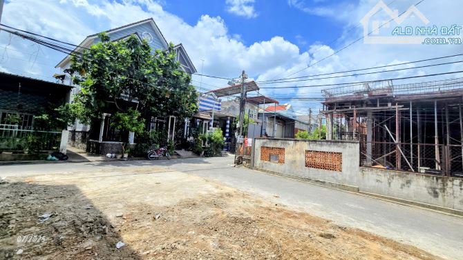 GIA ĐÌNH CẦN BÁN LÔ GÓC 2MT NGAY TRUNG TÂM SẦM UẤT CỦA Phường Hố Nai, BH-ĐN   - DT: 72m². - 2