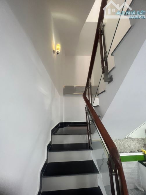 Bán Nhà 3 Tầng, 5.3x9.5, Đào Tông nguyên, TT nhà Bè, Hẻm Xe Hơi. Giá Nhỉnh 5 tỷ. - 3