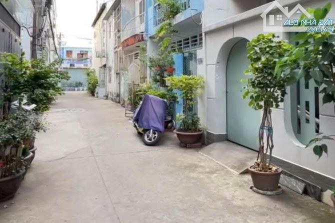 Bán nhà hẻm xe hơi, Phạm Văn Chiêu, Gò Vấp, 44 m² (4m x 11m) - Giá 5.45 tỷ TL - 3