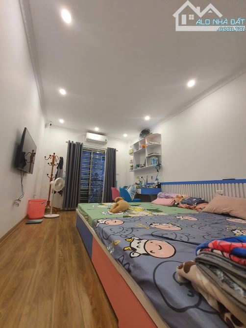Bán nhà mặt ngõ Bùi Quốc Khái, Linh Đàm, 7.6 tỷ, ô tô đỗ cửa - 3