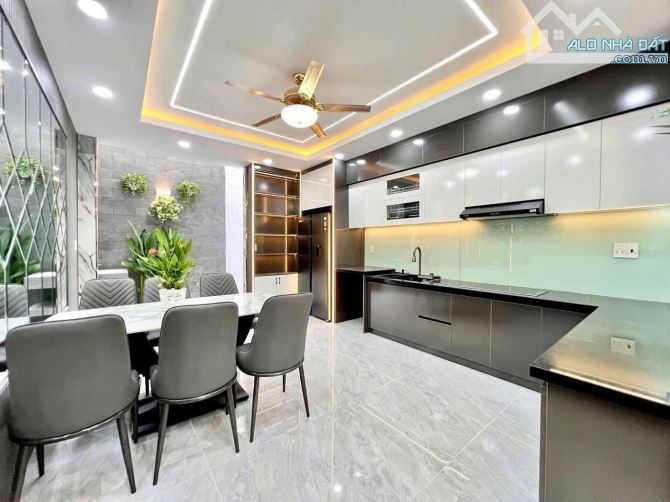 Nhà đẹp 5 tầng, hẻm 6m, đường Bùi Văn Ngữ, Quận 12, 4*15m, nhỉnh 7 tỷ! - 3