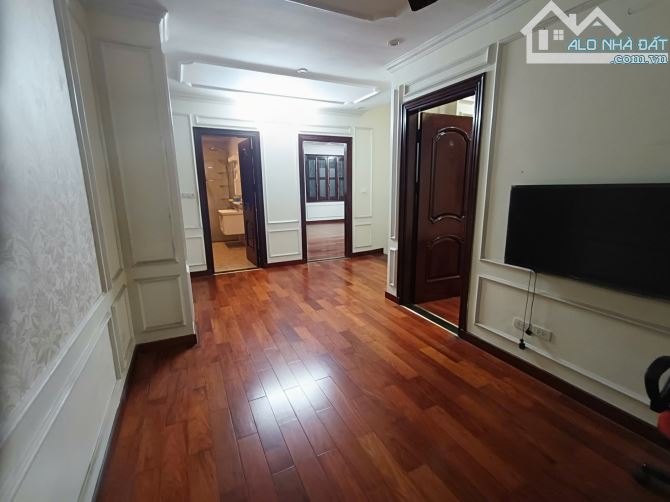 Cho thuê biệt thự Lê Văn Lương kéo dài, Thanh Xuân Bắc. DT 160m2, 3 tầng, MT 8m. - 3