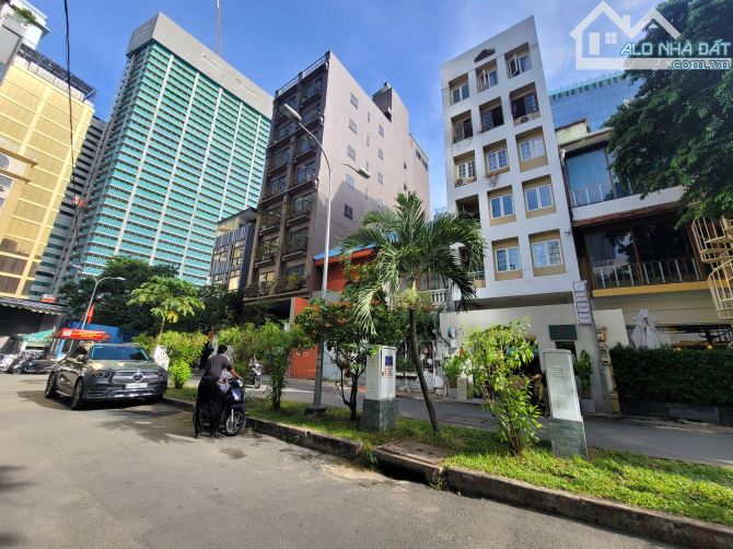 Khách sạn 7 Ngô Văn Năm, Bến Nghé Q1, DT 5,6×27m 140m2, 8 Tầng 20 phòng, 105 tỷ - 3