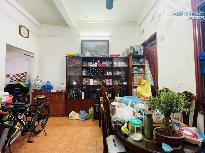 Hiếm! Bán Nhà Chùa Láng, Đống Đa - Ôtô 7 Chỗ Vào Nhà- KD- 52M2- 4Tầng - Mt 4.3m - 15Tỷ Hơn - 3
