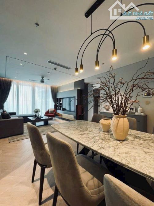 Bác Sĩ Trung bán (Căn Hoa Hậu) 3pn 157m2 MD Complex Mỹ Đình, Nội Thất Châu Âu, chỉ 8,2 tỷ. - 3