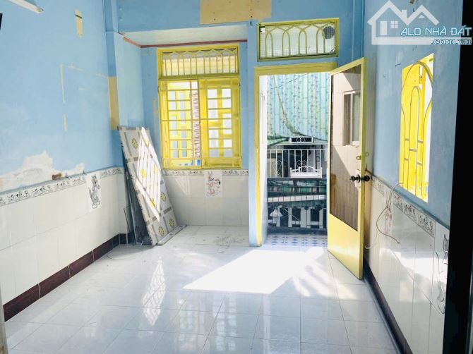 KÈO NGON HẼM XE MÁY 1 SẸC ĐƯỜNG SỐ Ô TÔ ĐỖ CÁCH CHỈ HƠN CHỤC CĂN NHÀ RẤT HIẾM CÓ NHÀ VỊ TR - 3