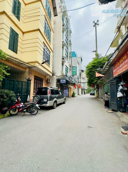 BÁN NHÀ ĐƯỜNG KIM GIANG. GARA Ô TÔ. 82M2 - 5 TẦNG. MT 7M. GIÁ NHỈNH 20 TỶ. - 3