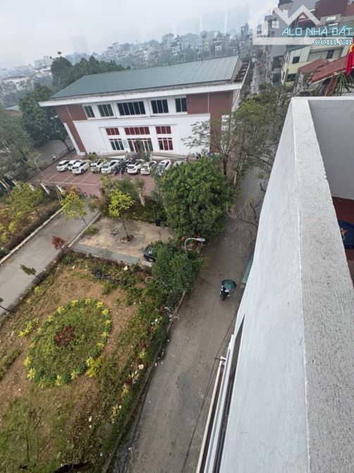 BÁN NHÀ AN KHÁNH - VIEW VƯỜN HOA 41M2 Ở SƯỚNG XE TẢI TRÁNH TRƯỚC CỬA - 3
