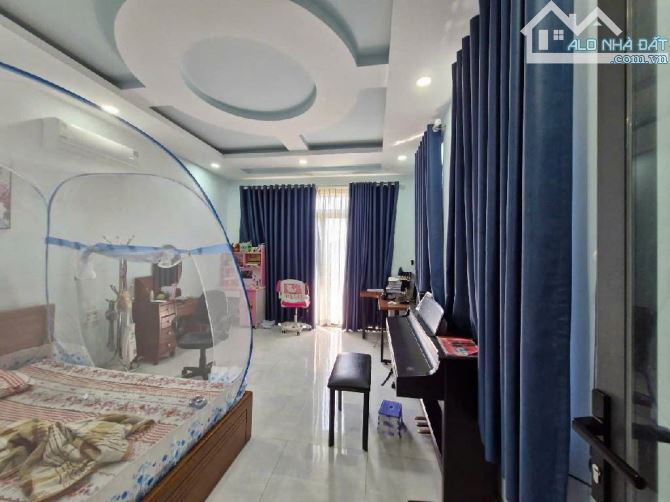 BÁN NHÀ 3 TẦNG ĐƯỜNG SỐ 22 82M2 NGANG 6M HẺM Ô TÔ ĐỖ CỬA CHỈ NHỈNH 7 TỶ - 3