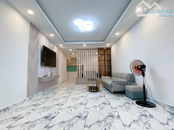 NHÀ MỚI, NỞ HẬU - 1 XẸC GẦN MẶT TIỀN KHU LÊ VĂN SỸ - 45m2, 3 TẦNG - 6 TỶ - 3