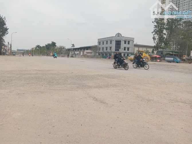 Bán đất MP Tân Mai (Đường Vành đai 2.5 sắp hoàn thành )1150m2, MT 30m,(Giá Đầu Tư - 90 tỷ) - 3