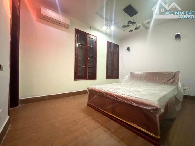 BÁN BIỆT THỰ VIP GIÁ RẺ - KHU VỰC NAM TỪ LIÊM. 132M 5T MT 7M, 220TR/M - 4