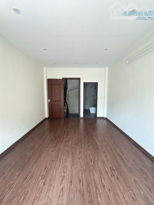 HÀNG KÍN F0 -ĐTU SINH LỜI NGAY 35m VIỆT Hưng 5,5 tỉ - 4