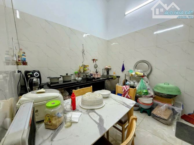 NHÀ TẠI TRUNG TÂM BA ĐÌNH - Ô TÔ ĐỖ CỬA -1 NHÀ RA PHỐ VĨNH PHÚC.   + Dt 45m x 4t - MT : 5m - 4