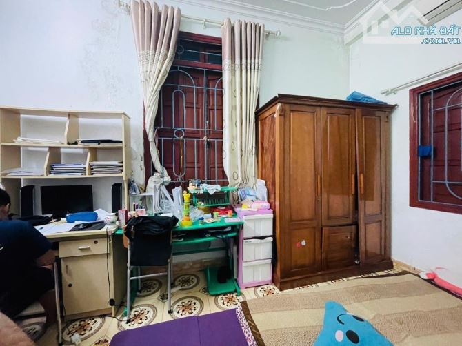 Hiếm! Bán Nhà Chùa Láng, Đống Đa - Ôtô 7 Chỗ Vào Nhà- KD- 52M2- 4Tầng - Mt 4.3m - 15Tỷ Hơn - 4