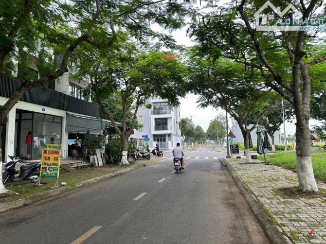 Bán nhà góc 2 mặt tiền đường 23 KDT Đông Tăng Long, Trường Thạnh Quận 9 - 4