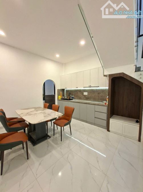 Gần ĐL Võ Văn Kiệt. 2 tầng (4x12m 48m²) hẻm ô tô 7m - chỉ 5 tỷ - giáp Q5, Q6, Quận 8, Tên - 4