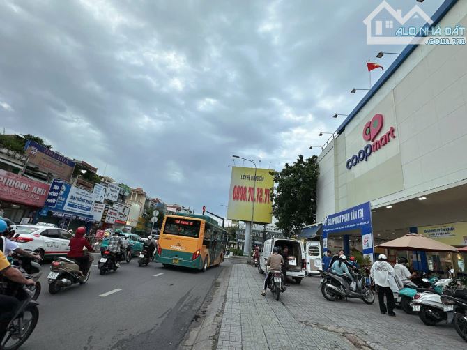 Bán nhà 3 tầng đẹp hẻm 468/ Phan Văn Trị ngag 8m 120m2 khu Quân đội chỉ 17.5 tỷ. - 4