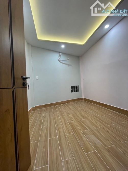 NHÀ MỚI TINH MUA VÀO Ở NGAY, XE HƠI ĐẬU CỬA, TIỆN ÍCH BAO QUANH - 5