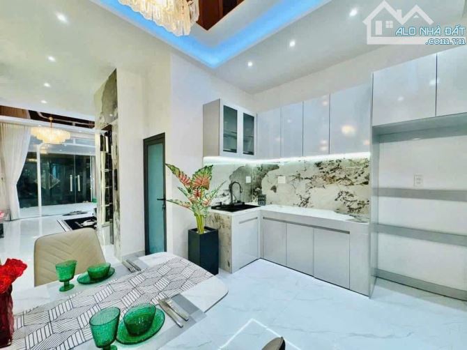 4❌16m, NHÀ BÁN 5 TẦNG, ĐƯỜNG XE TẢI THÔNG, NGUYỄN VĂN LƯỢNG, P16 GÒ VẤP, 10 TỶ hơn - 5
