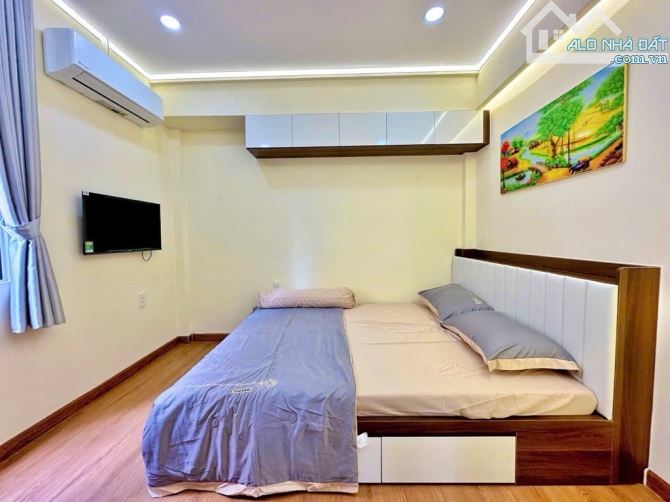 2 MT Hẻm Trung Tâm Quận 3 Gấp Bán - 6