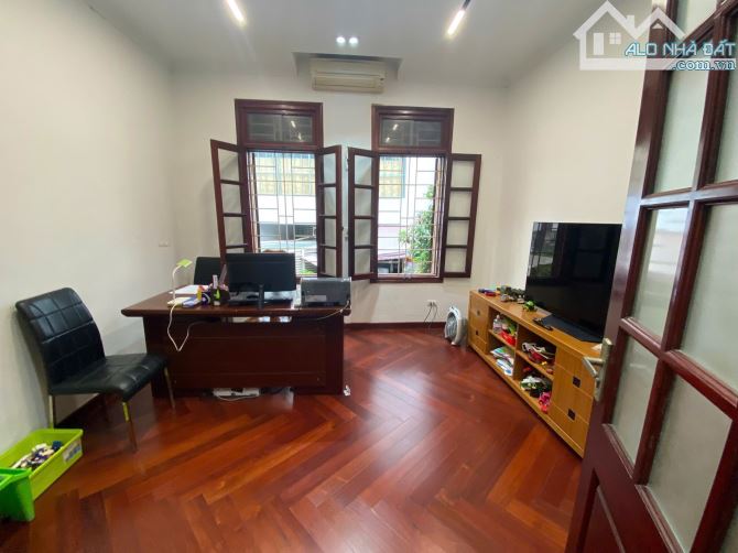 BÁN NHÀ MẶT NGÕ Ô TÔ TRÁNH. ĐƯỜNG VŨ HỮU. KINH DOANH. 64M2 - 5 TẦNG. - 7