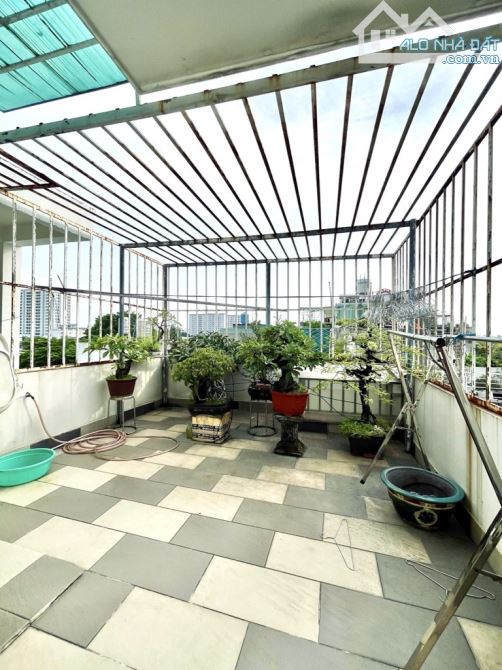 Bán nhà 4 tầng FULL NỘI THẤT đường AN PHÚ ĐÔNG 09,phường AN PHÚ ĐÔNG, Q12, dt 60m².Hẻm oto - 7