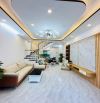 Bán nhà Chợ Lớn ! Bán Gấp nhà (3PN 4WC) 67m2 Giá 3tỷ550, đường Tản Đà, Gần Đại học Y Dược