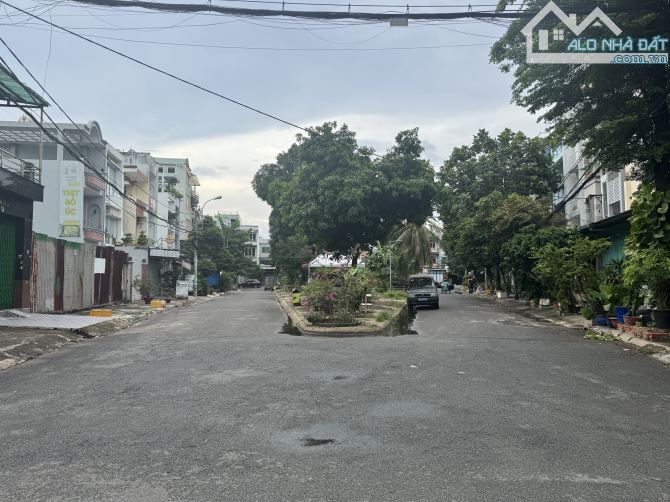 Siêu phẩm căn góc 80m2, 2 MT ngay khu tên lửa