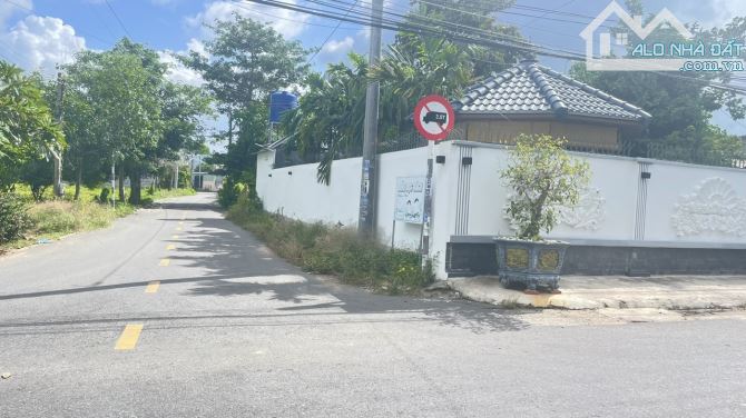 Cần bán đất Phước Hải- Xã Đất Đỏ-Thành Phố Hồ Chí Minh  Diện tích 153 , mặt tiền đường 8m