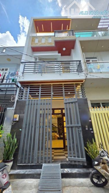 Nhà Bình Tân Chủ Mới Xây Cần Bán Gấp