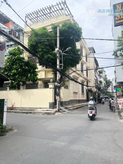 Nhà Ngang 9m hẻm ô tô Nguyễn Gia Trí (D2), P.25, Bình Thạnh, 9x21m, Chỉ 31 Tỷ
