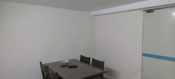 Cho thuê nhà ngõ 12 Nhuệ Giang 50m 3 tầng 11tr ô tô đỗ cửa