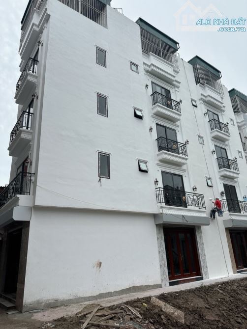 Bán nhà Long Biên , Hàng xóm Reverside , Phúc Lợi rẻ nhất phân khúc giá hơn 4 tỷ có giảm