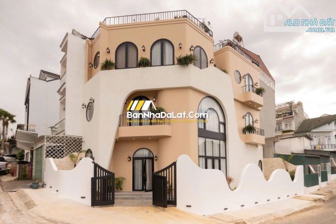 Bán Villa Biệt Thự Đà Lạt Đường Trần Anh Tông,p8,p Lâm Viên,DT: 141m², 7PN,Thuê 7tr/ngày