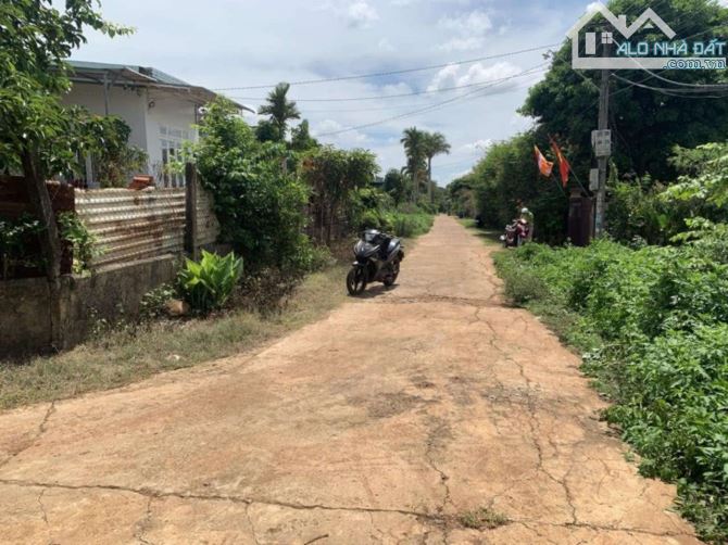 ĐẤT HẺM ĐƯỜNG 26A ĐẠT LÝ XÃ  HOÀ THUẬN P TÂN AN