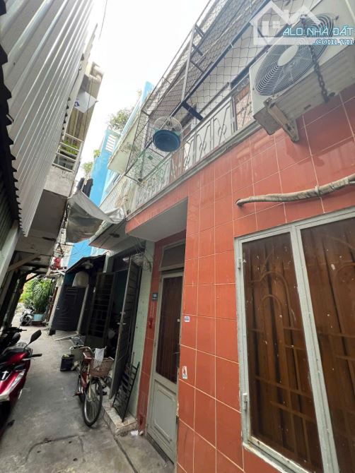Bán nhà hẻm Ông Ích Khiêm,P.5,Q.11,dt: 4 x 6 nhà xây 2 tầng 2 Tỷ 5.