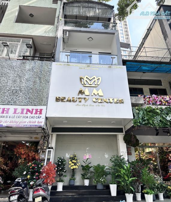 Bán nhà Mặt tiền Nguyễn Bình Khiêm, Quận 1 - Ngang 5x18m - 5 Tầng - HĐT:90trđ- Giá:41,5 tỷ