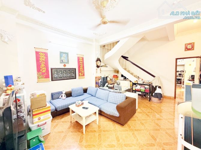 Nhà 3 tầng, Lê Lai, Tân Bình, 6.5x16m, 100m2, nhỉnh 10 tỷ TL