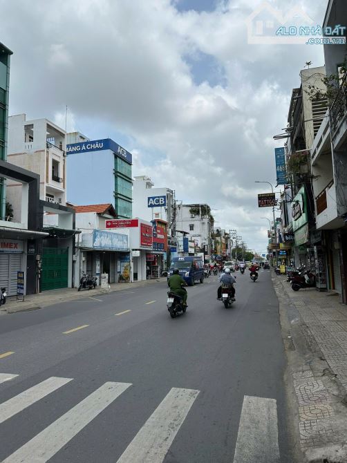 MT Cách Mạng Tháng Tám - DT: 12x24 - CN:275 m2 - Giá 87 tỷ