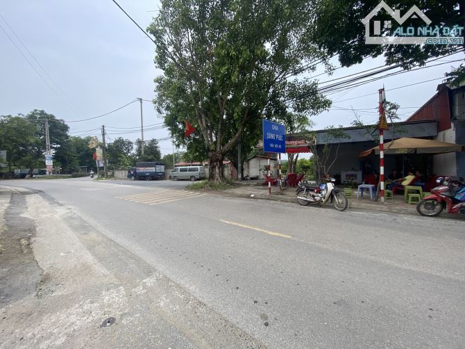 HƠN 2 T.Ỷ CÓ NHÀ CẤP 4 GÁC XÉP Ở NGAY, Ô TÔ ĐỖ CỔNG tại VÂN NỘI, GẦN CẦU NHẬT TÂN